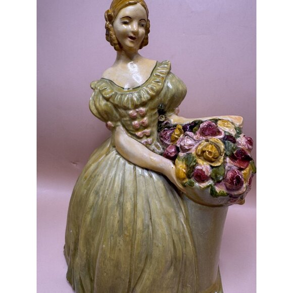 Pretty Vintage Lady W/ Flowers Chalk Figure MCM Hand Painted & Colourful Details - Picture 2 of 10